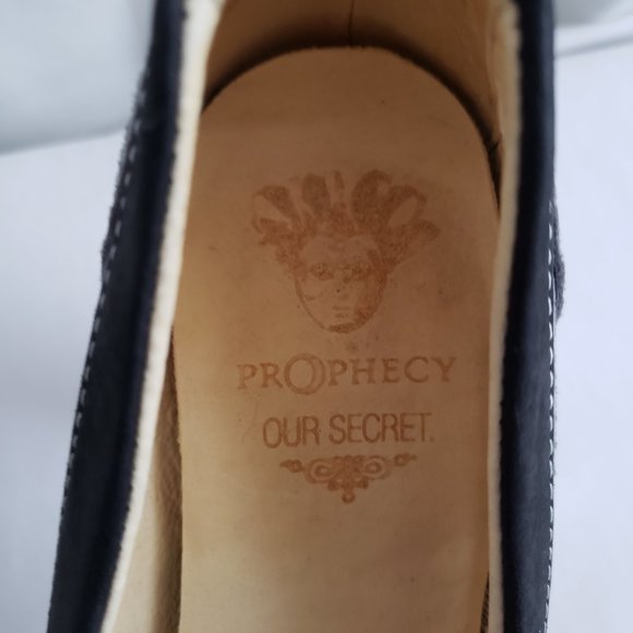 PROPHECY Designer modern geometrical heel. Snakeskin pattern leather. Platform. - Picture 8 of 15